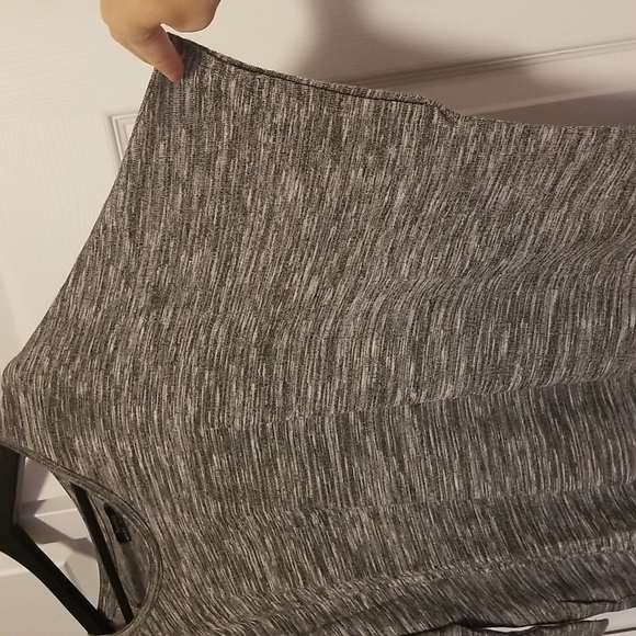 BERSHKA Asymmetrical Top - Picture 3 of 5